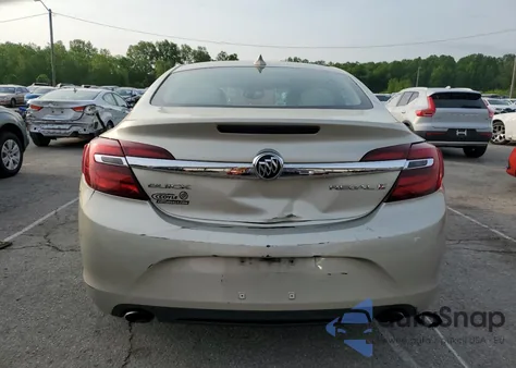 2015 Buick Regal z USA, uszkodzony, nr VIN 2G4GK5EXXF9292973